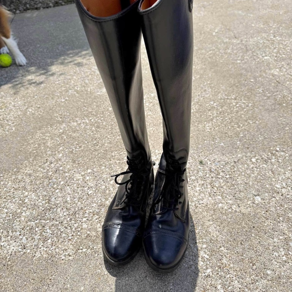 Equistar English/Hunt tall boots 6.5 Wide calf